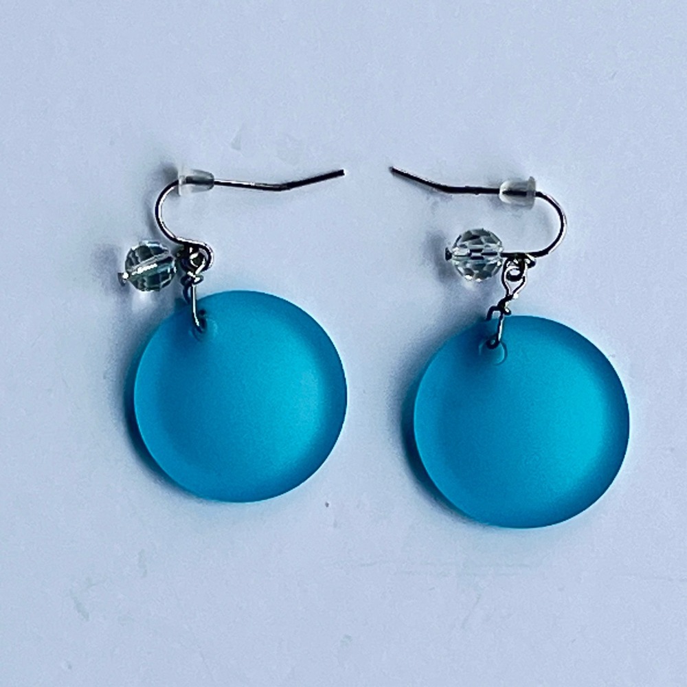 Blue Frosted Sea Glass Style Disc Earrings Silver Tone Coastal Nautical Beachy